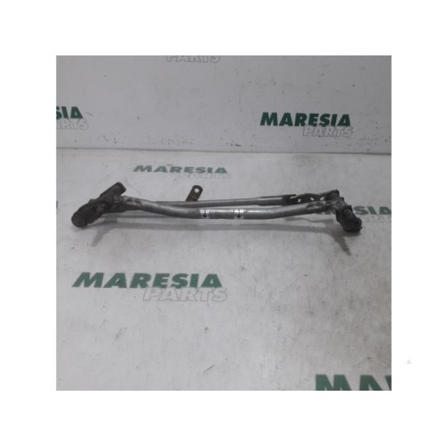 Renault - Megane - Wiper mechanism