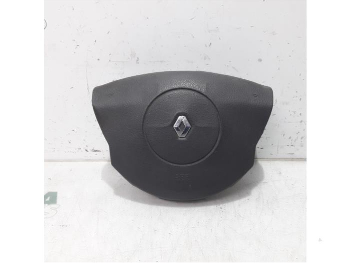 Renault - Laguna - Left airbag (steering wheel)