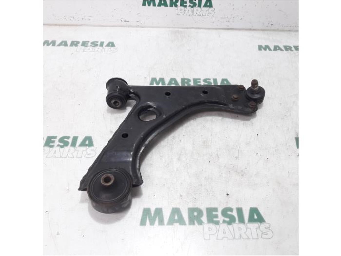 Fiat - Punto Evo - Front lower wishbone, right