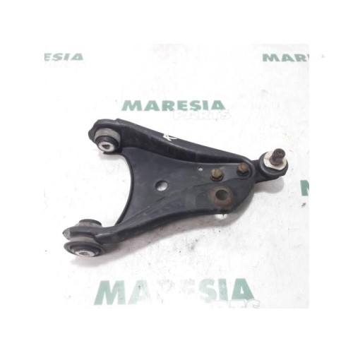 Renault - Twingo - Front lower wishbone, right