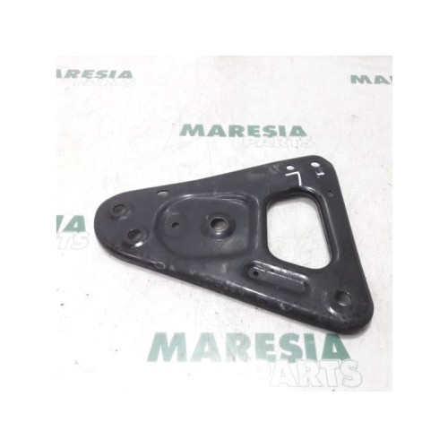 Renault - Twingo - Subframe