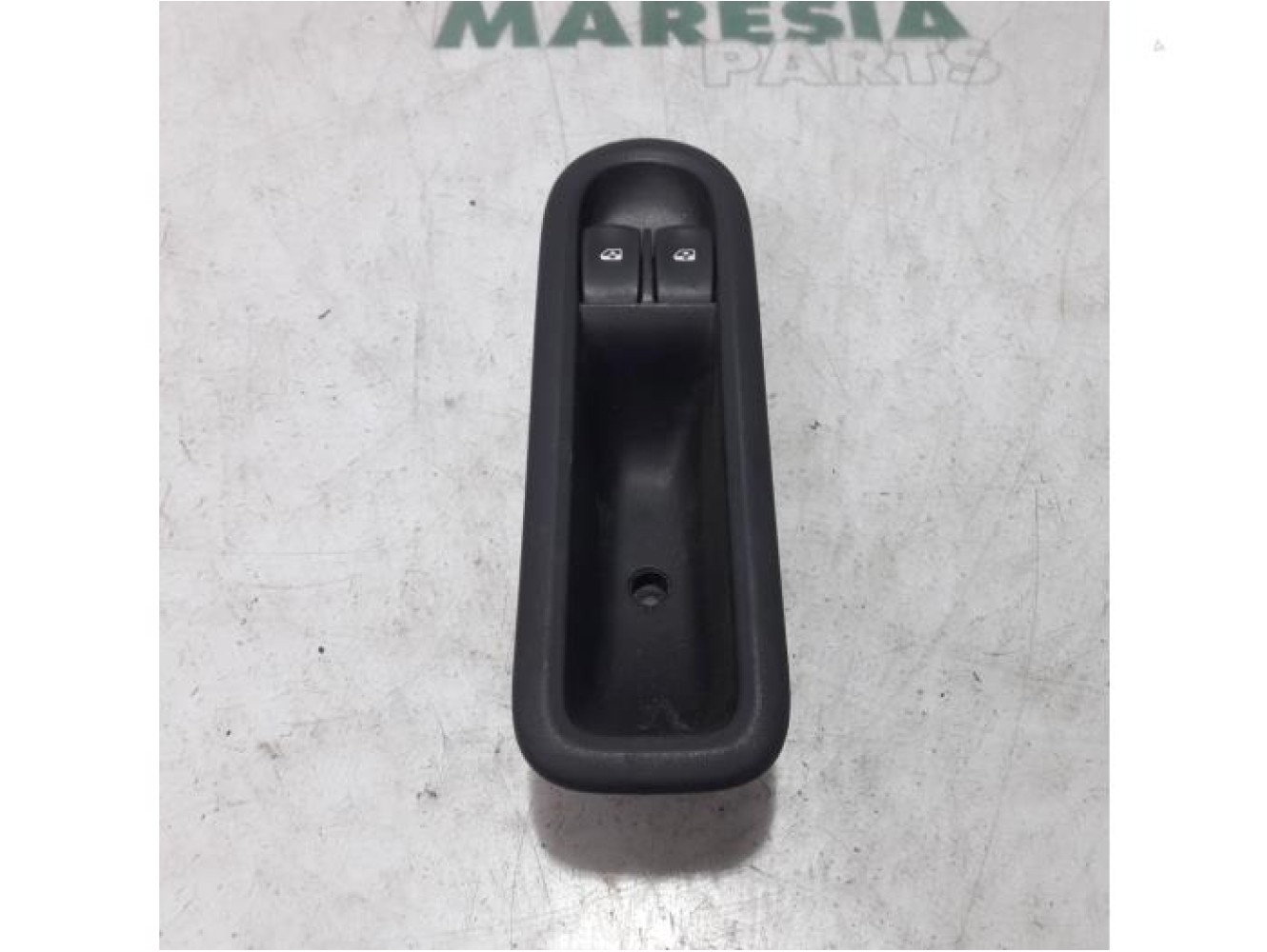 Renault - Twingo - Multi-functional window switch