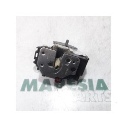 Fiat - Doblo - Minibus/van rear door lock mechanism