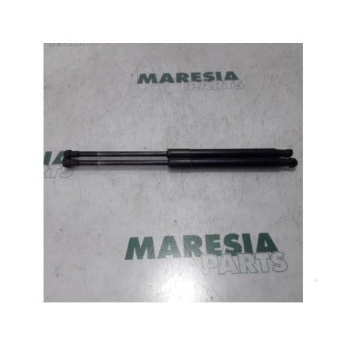 Citroen - C6 - Set of tailgate gas struts