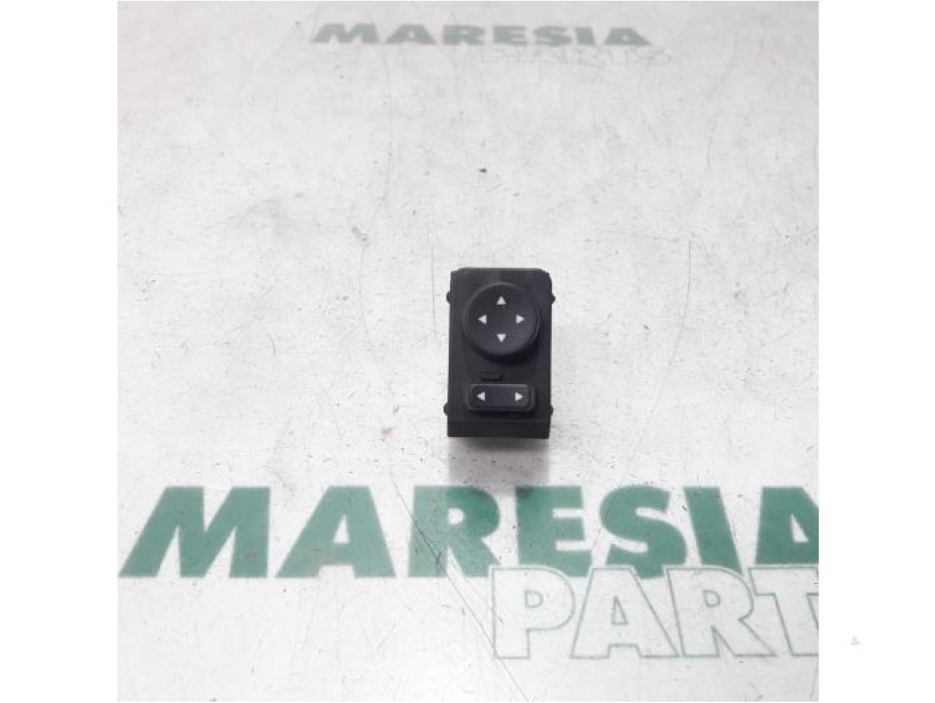 Fiat - Punto - Mirror switch
