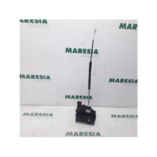Fiat - Punto - Front door lock mechanism 4-door, right
