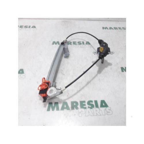 Fiat - Punto - Rear door window mechanism 4-door, left