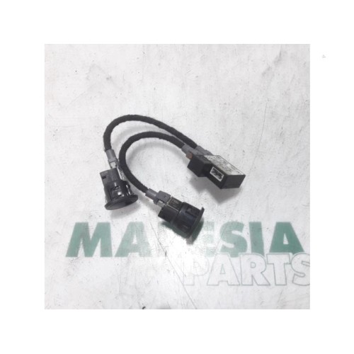 Peugeot - 2008 - AUX / USB connection