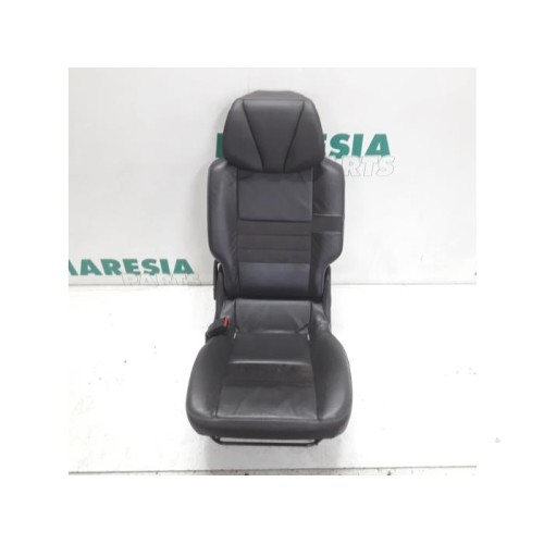 Renault - Megane Scenic - Rear seat