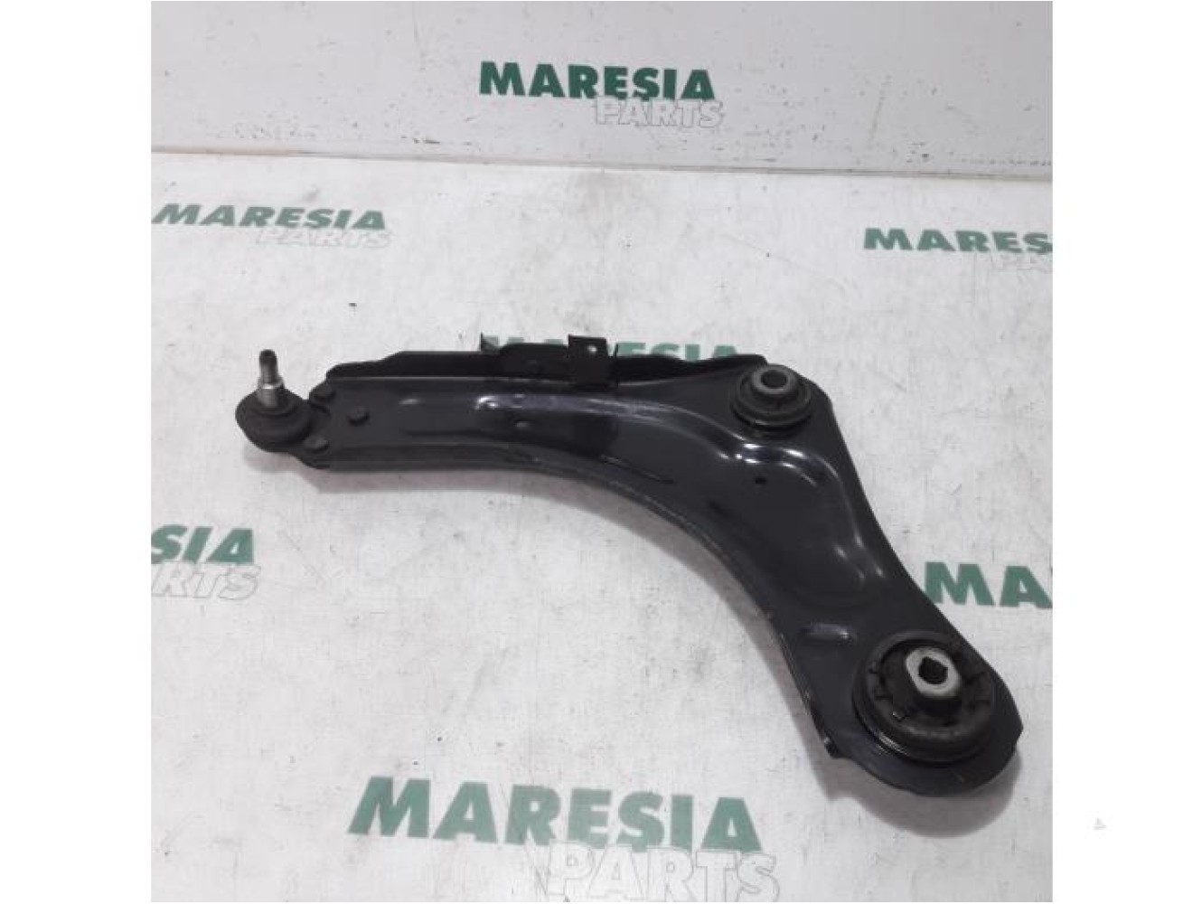 Renault - Megane Scenic - Front lower wishbone, left