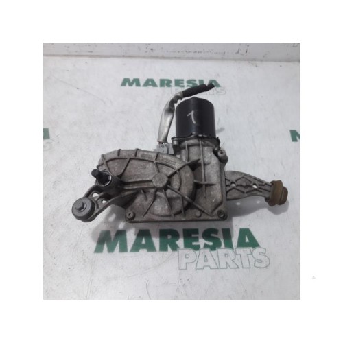 Renault - Megane Scenic - Front wiper motor