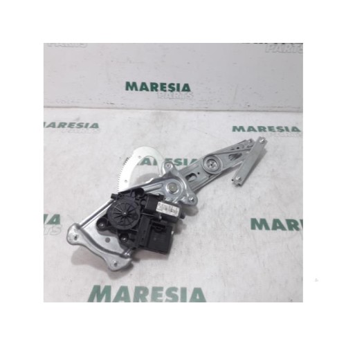 Renault - Megane Scenic - Rear door window mechanism 4-door, right