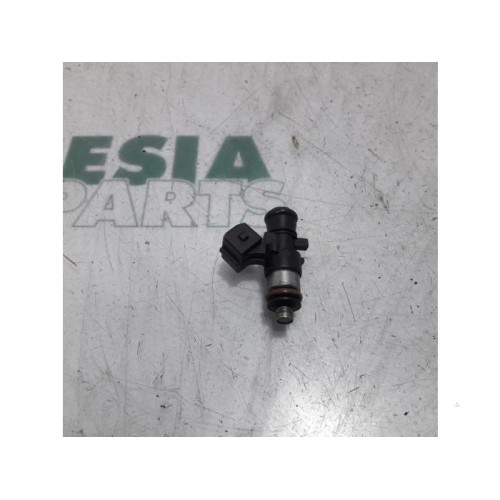 Renault - Clio - Injector (petrol injection)