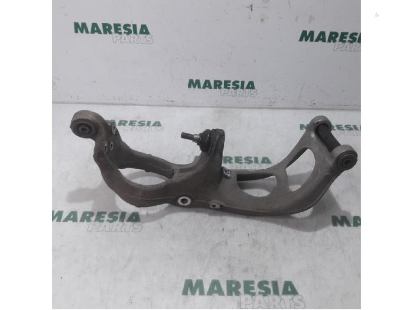 Citroen - C6 - Front wishbone, left