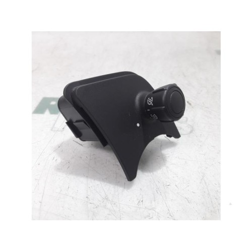 Renault - Megane Scenic - Cruise control switch