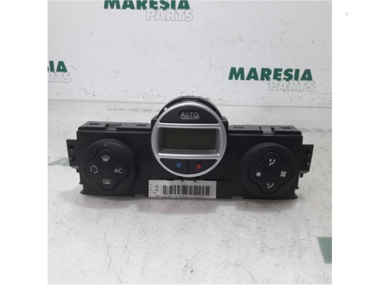 Renault - Megane Scenic - Heater control panel