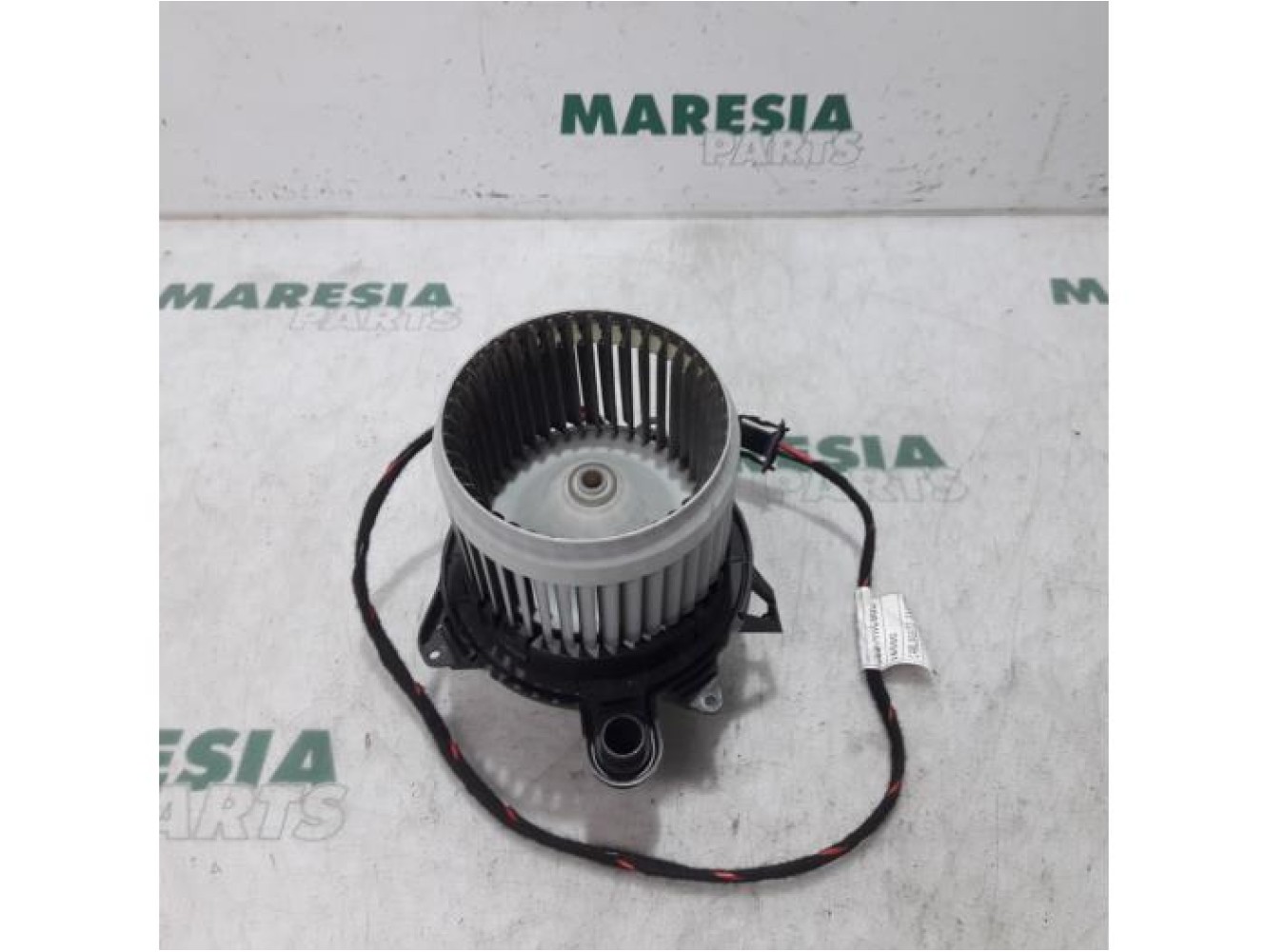 Renault - Clio - Heating and ventilation fan motor