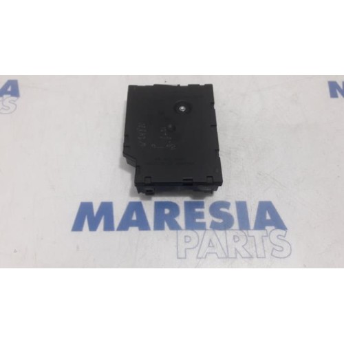 Renault - Clio - Card reader (lock)