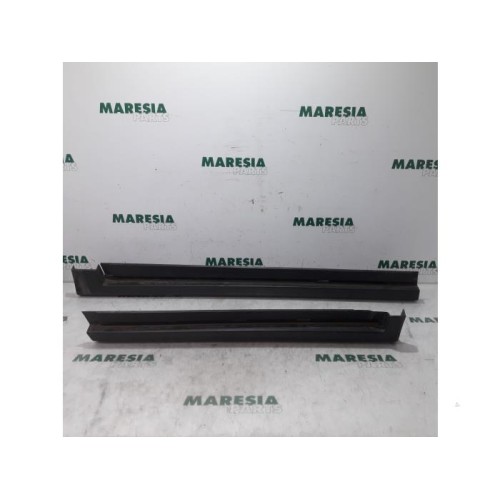 Citroen - C6 - Side skirt, left