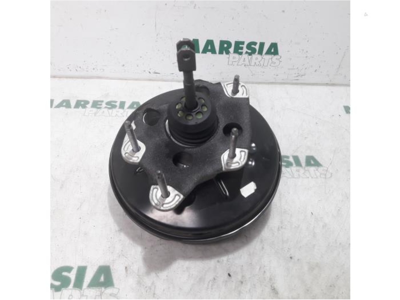 Renault - Clio - Brake servo