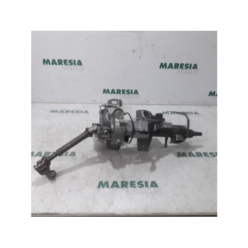 Renault - Clio - Steering column housing