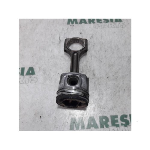 Renault - Master - Piston