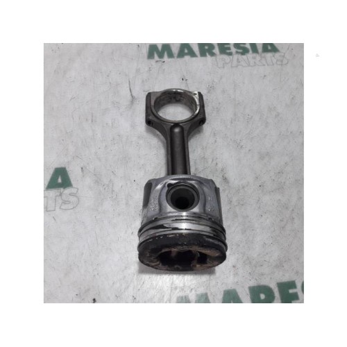 Renault - Master - Piston