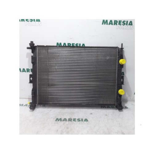 Renault - Megane Scenic - Radiator