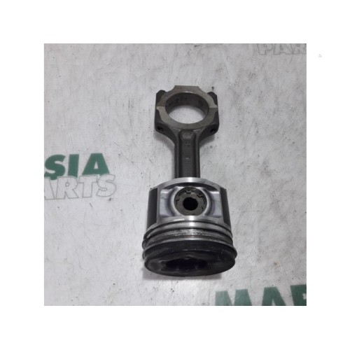 Alfa Romeo - 156 - Piston