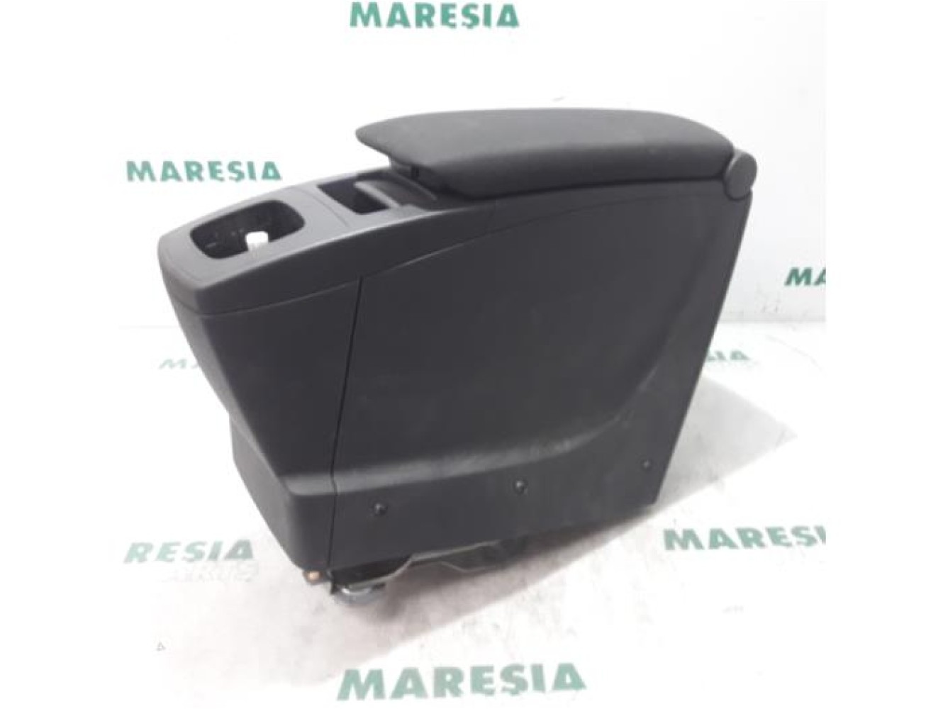 Renault - Scenic - Armrest