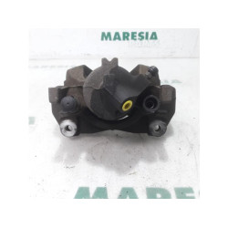 Renault - Scenic - Front brake calliper, right