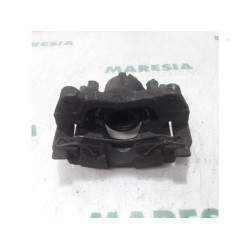 Renault - Scenic - Front brake calliper, right