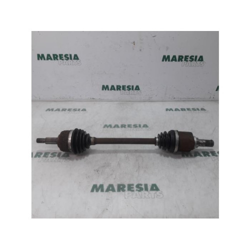 Renault - Scenic - Aandrijfas links-voor