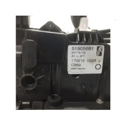 Fiat - Punto - Front door lock mechanism 4-door, right