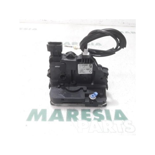 Fiat - Punto - Front door lock mechanism 4-door, right
