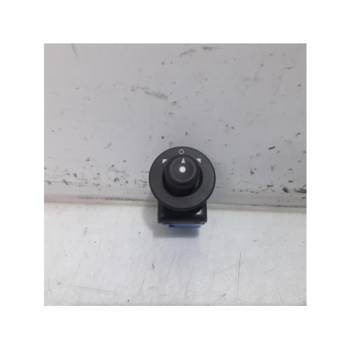Peugeot - Partner - Mirror switch