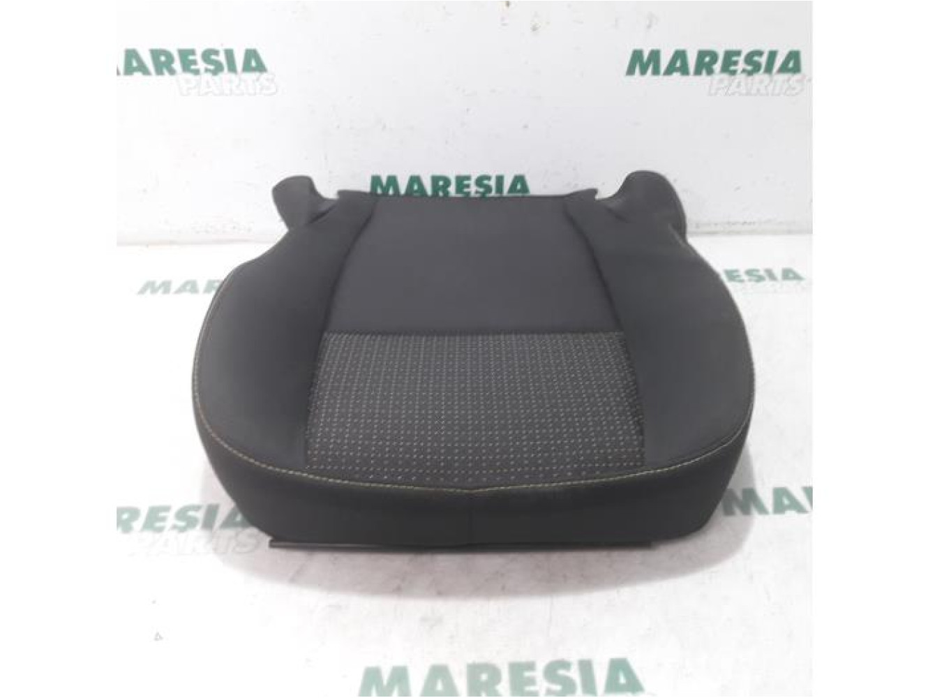 Renault - Scenic - Seat upholstery, left