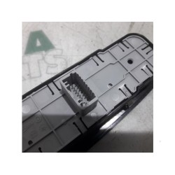 Renault - Scenic - Multi-functional window switch