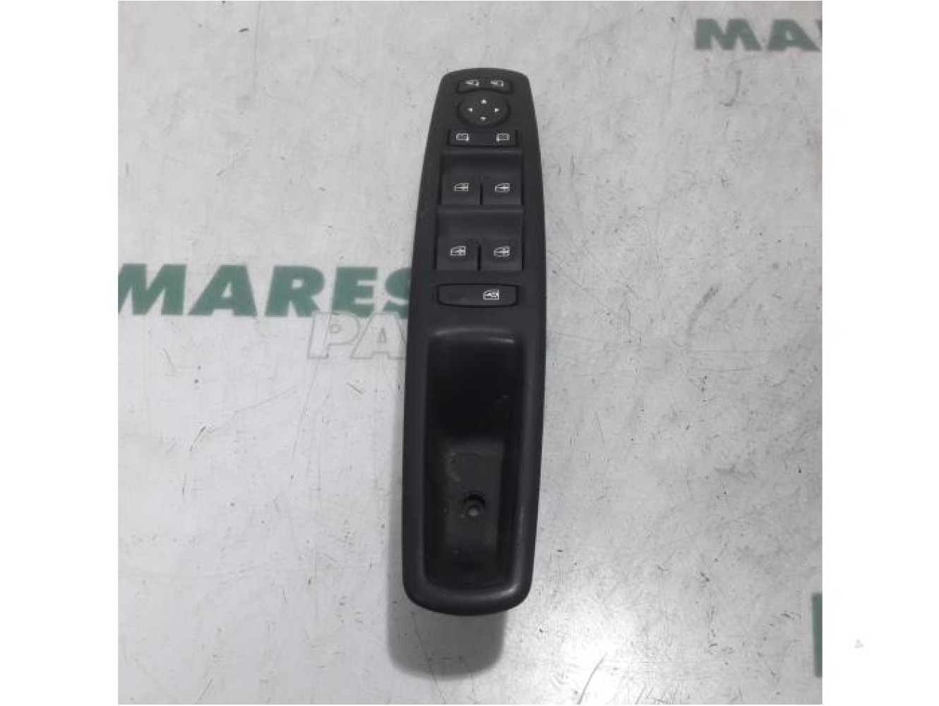 Renault - Scenic - Multi-functional window switch