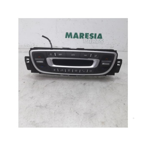 Renault - Scenic - Panneau de commandes chauffage