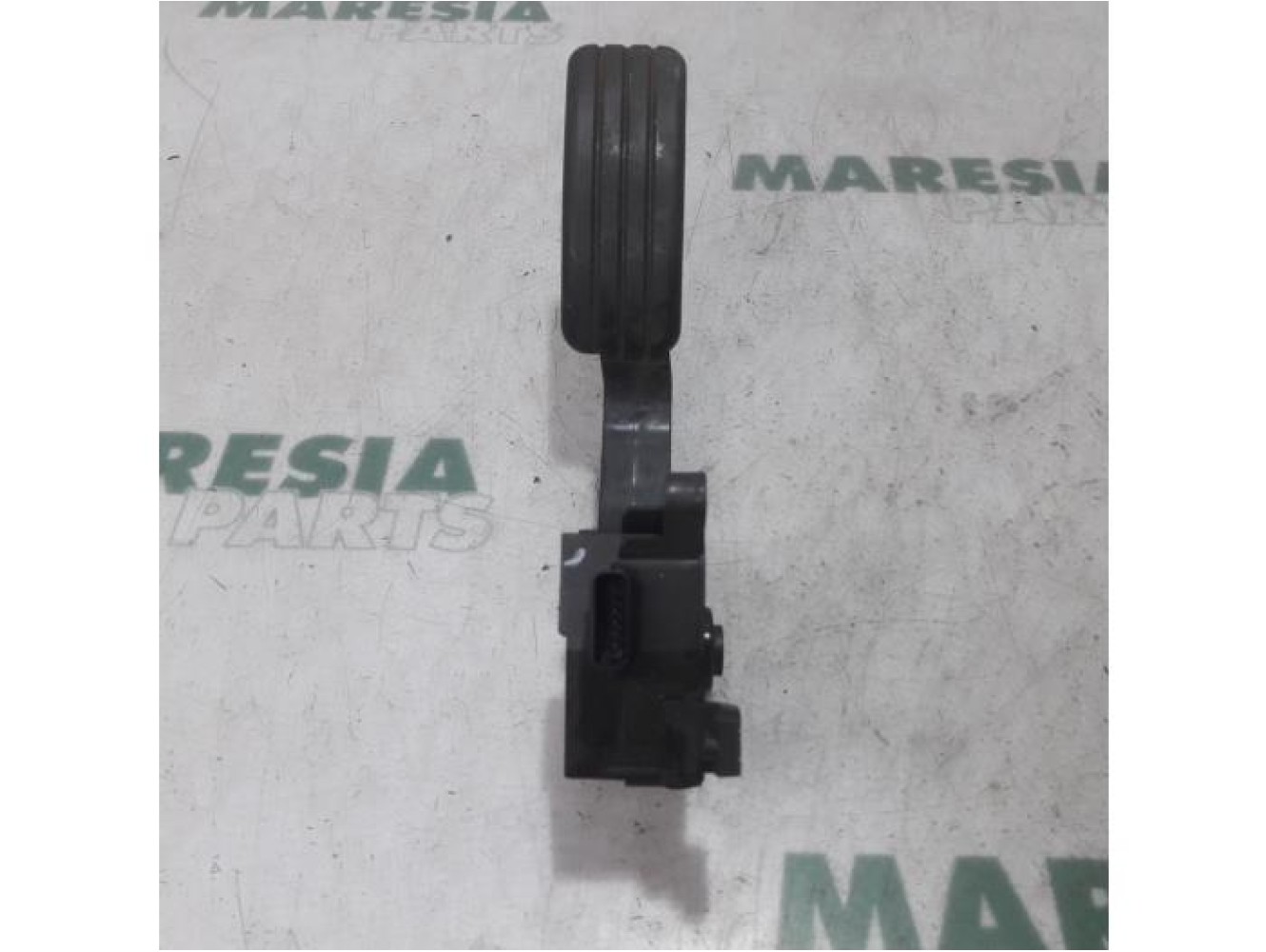Renault - Scenic - Throttle pedal position sensor