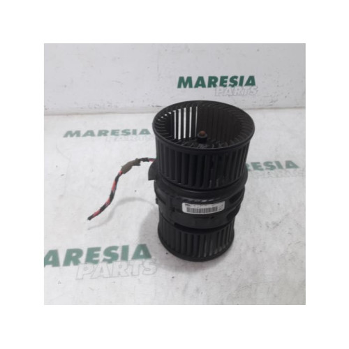 Renault - Scenic - Heating and ventilation fan motor