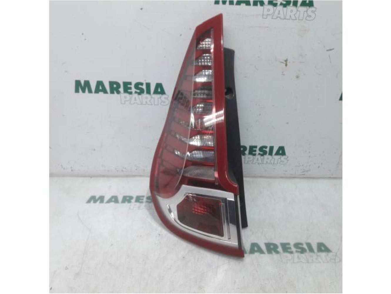 Renault - Scenic - Feu arrière gauche