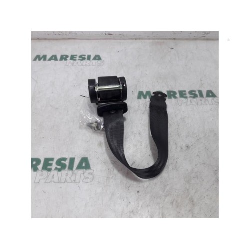 Fiat - Punto - Rear seatbelt, left