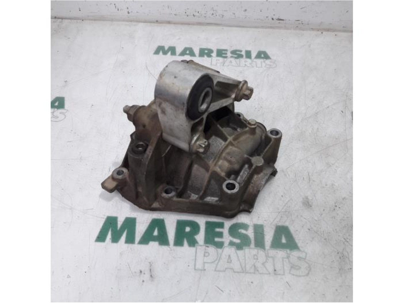 Fiat - Punto - Gearbox casing