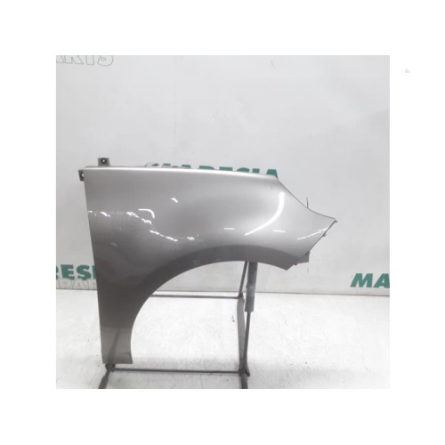 Renault - Scenic - Front wing, right
