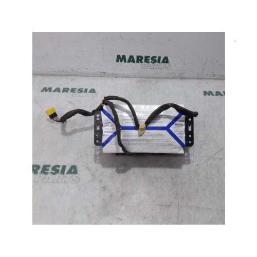 Renault - Espace - Right airbag (dashboard)