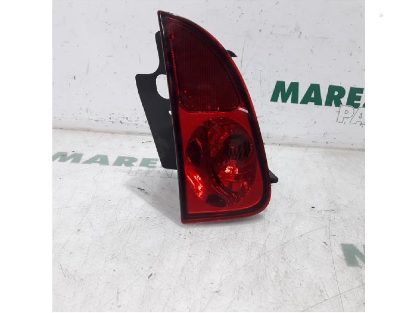 Renault - Espace - Rear fog light