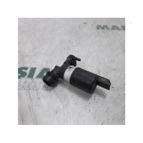 Citroen - C4 Picasso - Windscreen washer pump