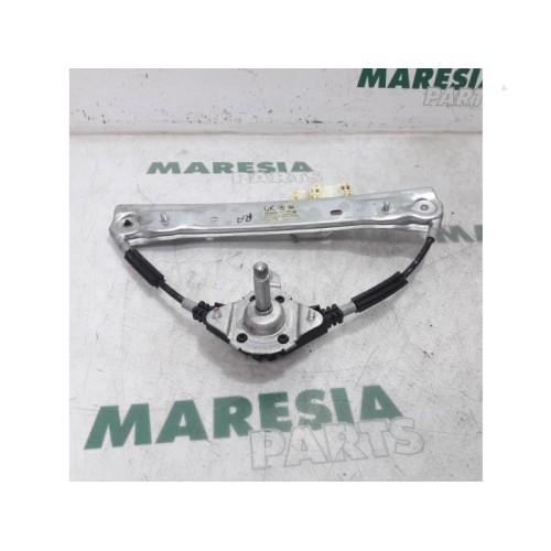 Fiat - Panda - Rear door window mechanism 4-door, right